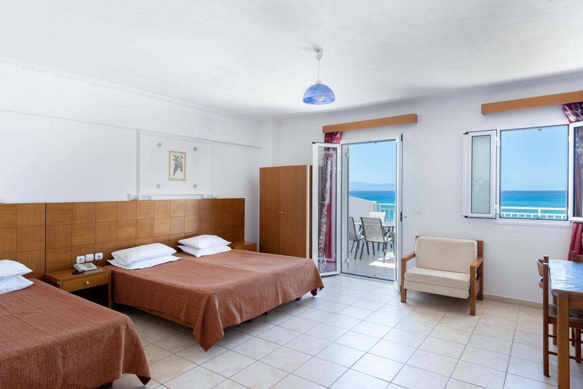 Marina Bay Hotel Ratzaklíon Esterno foto